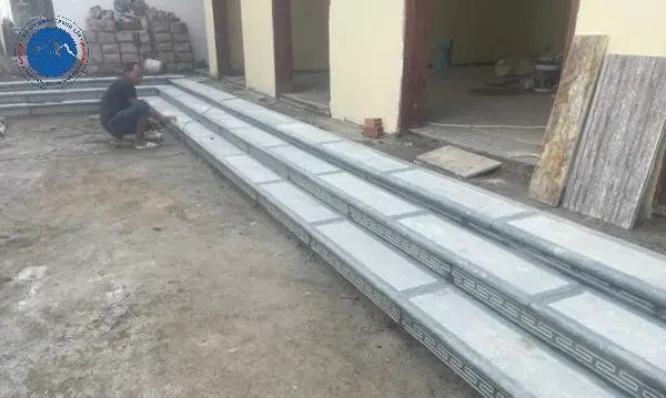 Bậc thềm đá xanh thiết kế tối ưu