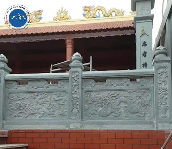 Chi tiết hoa văn Long Phụng sum vầy trên nền đá xanh
