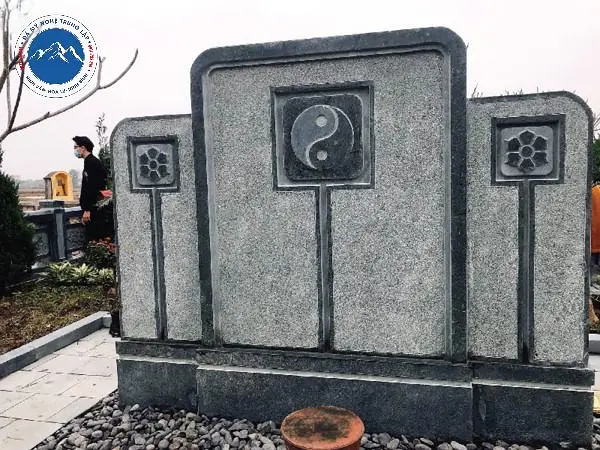Cuốn thư đá phong thủy chạm chóp rồng chầu mặt nguyệt tại Hải Dương