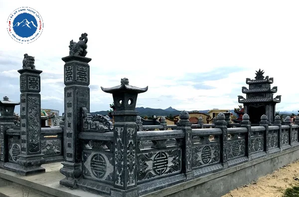 Khu lăng mộ đá xanh rêu cao cấp thiết kế hiện đại chuẩn phong thủy