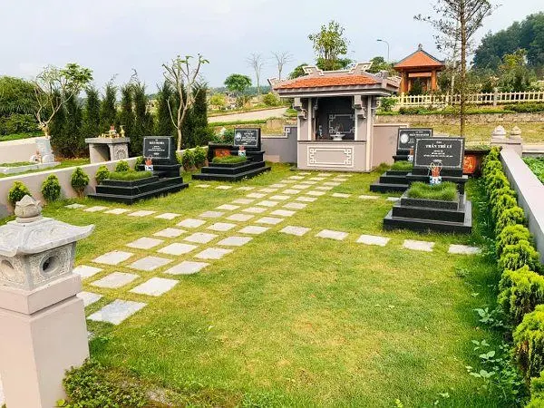 Khuôn viên lăng mộ gia tộc thiết kế theo lối kiến trúc cổ