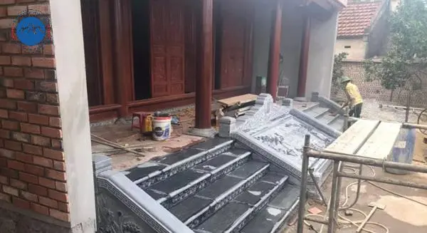 Kiểu bậc thềm đá xanh lắp đặt nhanh, gọn