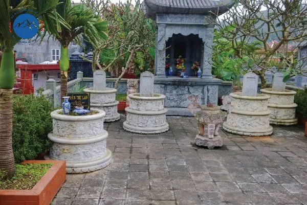 Kiểu dáng mộ tròn đá trắng đơn giản không chạm khắc hoa văn