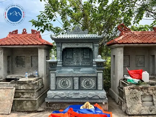 Mẫu mộ đá đôi cho ông bà, cha mẹ
