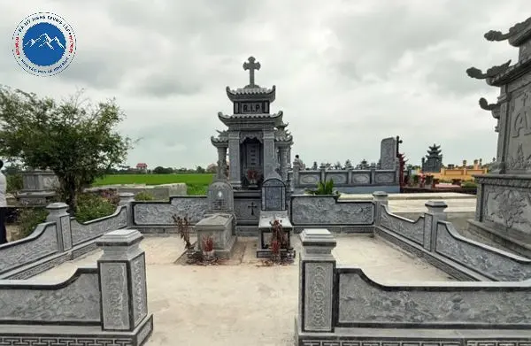 Mộ đá một mái đơn giản đường nét góc cạnh chỉn chu