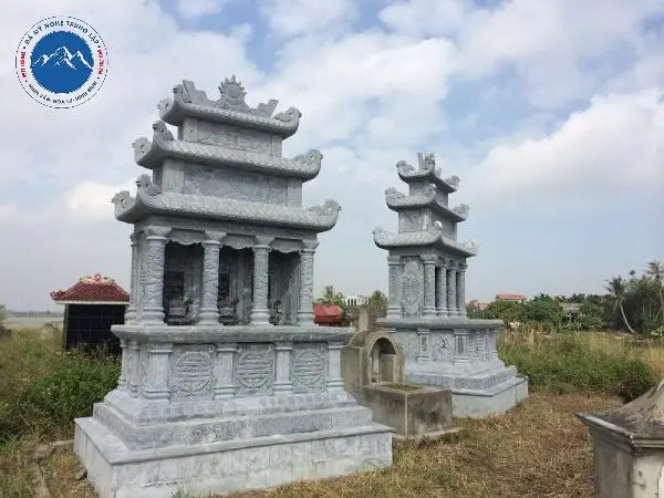 Mộ đôi tam sơn đá xanh tự nhiên đường nét chạm trổ sâu