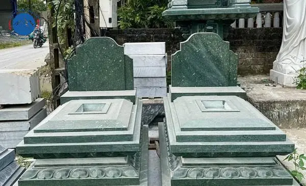 Sản phẩm mộ bành đá hoàn thiện với độ bóng cao