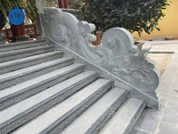 Thiết kế bậc thềm đá xanh hiện đại