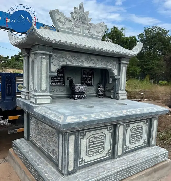 Thiết kế mộ đá đôi chạm rồng phượng tinh xảo sắc nét tinh tế
