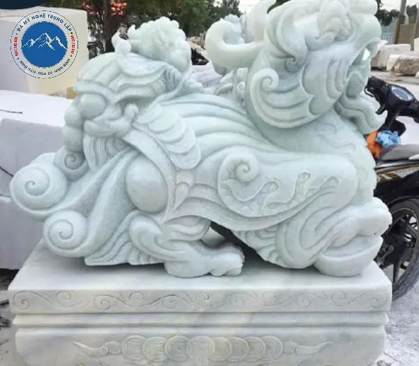 Toàn cảnh các mẫu tỳ hưu đá mỹ nghệ trưng bày tại xưởng