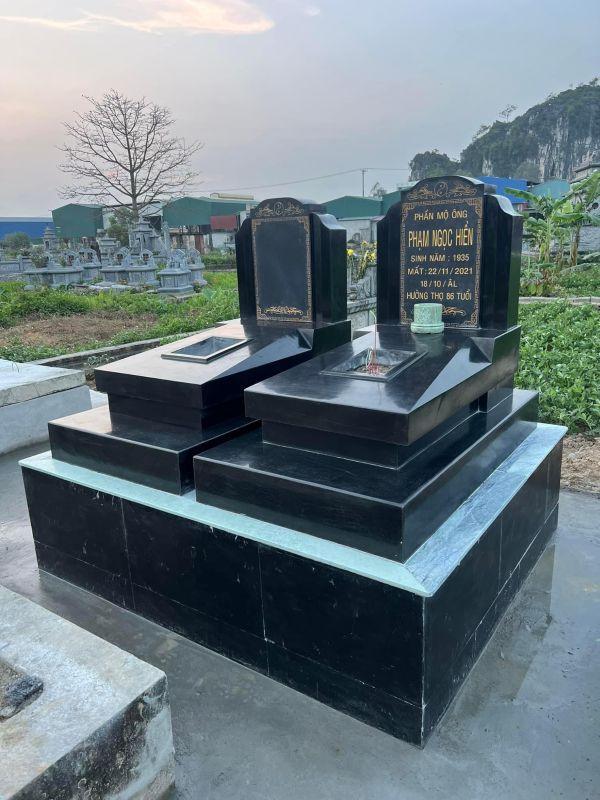 Bia mộ đá đen bóng mài cạnh thủ công sắc sảo tỉ mỉ