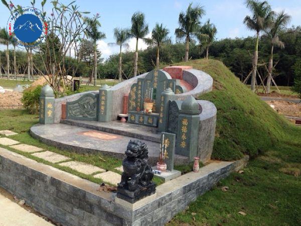 Bia mộ người Hoa phong cách tối giản bằng đá xanh