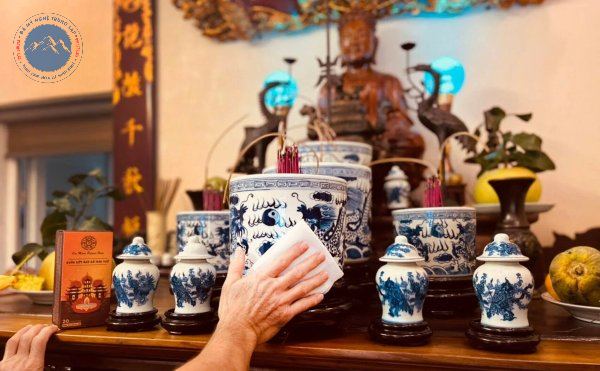 Cách đặt 5 bát hương trên bàn thờ