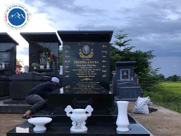 Cách đo và tính toán kích thước mộ đá granite chính xác