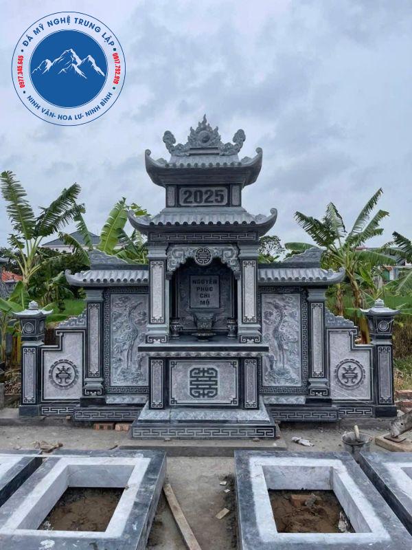 Cận cảnh đường nét chạm khắc hoa văn nổi tinh xảo