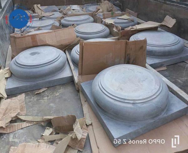 Cận cảnh lắp đặt chân cột đá tròn bền bỉ tại Ninh Vân