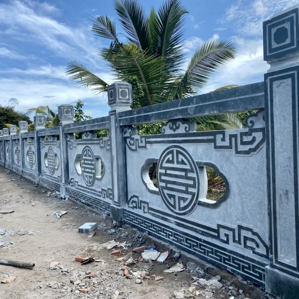 Chân đế hay còn gọi là móng