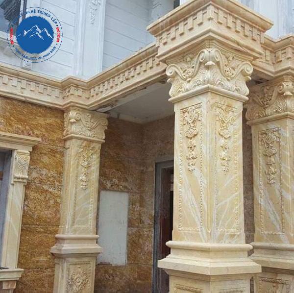 Chân tảng đá kê cột vuông nhà gỗ cổ truyền đẹp