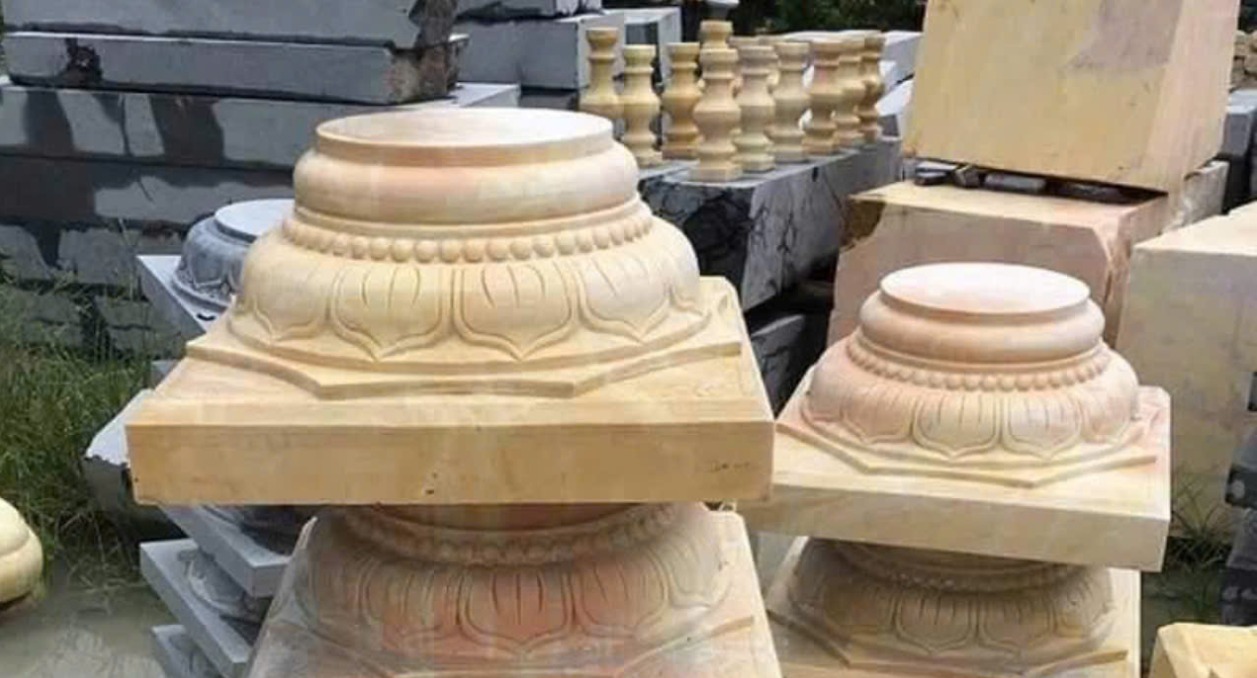 Mẫu chân tảng đá tròn chạm khắc hoa văn tinh xảo