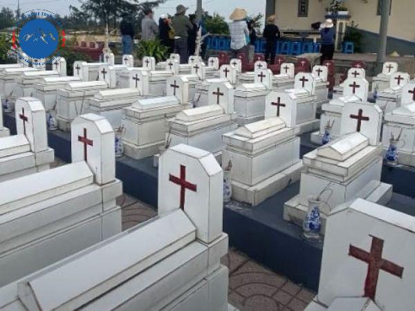 Có nên xây mộ cho trẻ sơ sinh không?