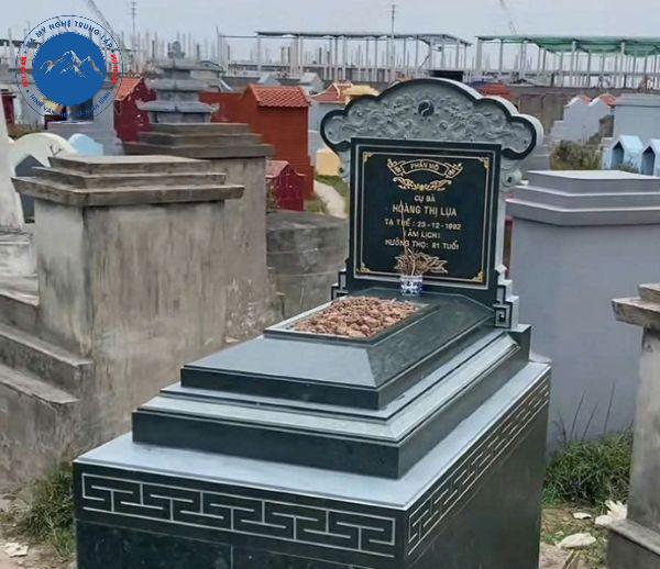 Công trình khuôn viên lăng mộ gia đình bằng đá khối tự nhiên