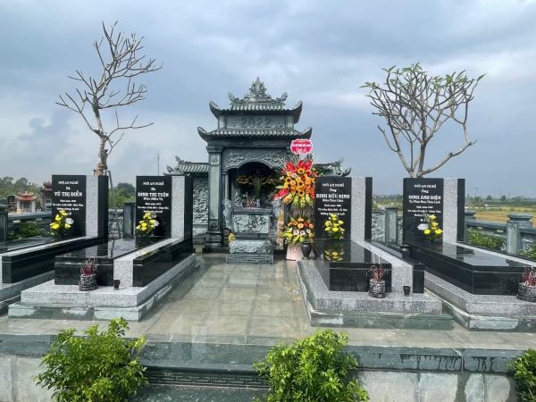 Cuốn thư đá trấn phong thủy bảo vệ linh khí toàn khu