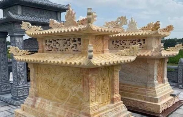 Đá vàng là một dạng của đá hoa cương