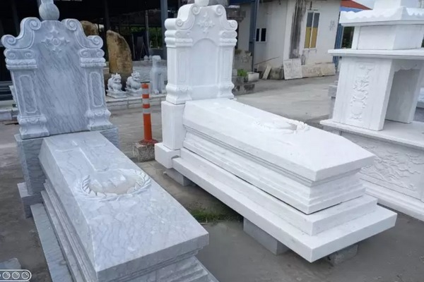 Đá trắng có độ bóng cao