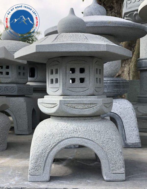 Đèn đá sân vườn khơi gợi vẻ đẹp thiên nhiên