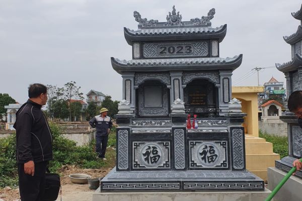 Địa chỉ mua lăng mộ đá hai mái giá tốt, giao nhanh