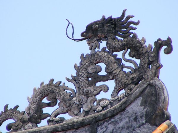 Địa chỉ mua tượng Rồng và các linh vật đá chất lượng cao