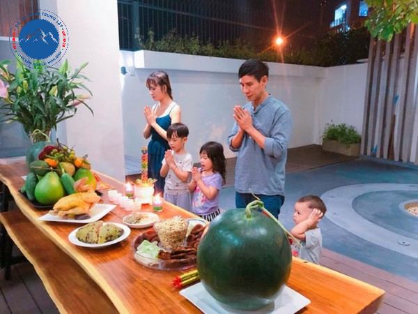 Gắn kết gia đình và tổ tiên