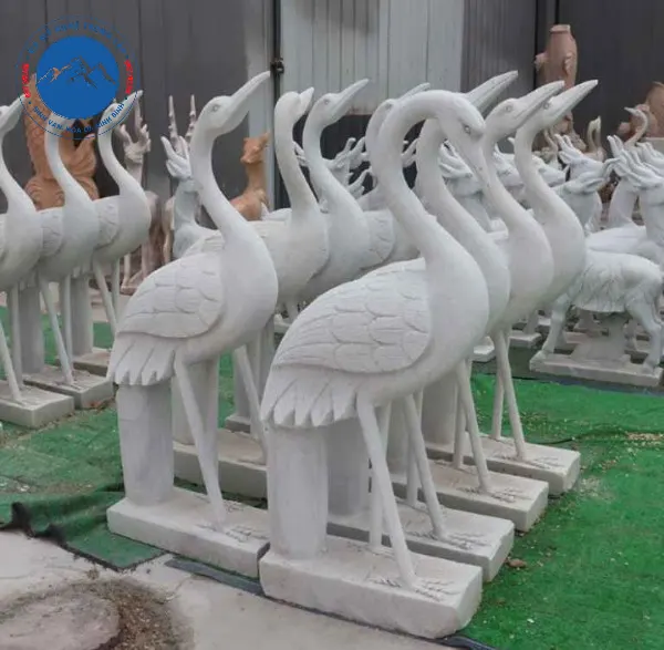 Hạc đá tiểu cảnh mang đến sự yên bình tinh tế