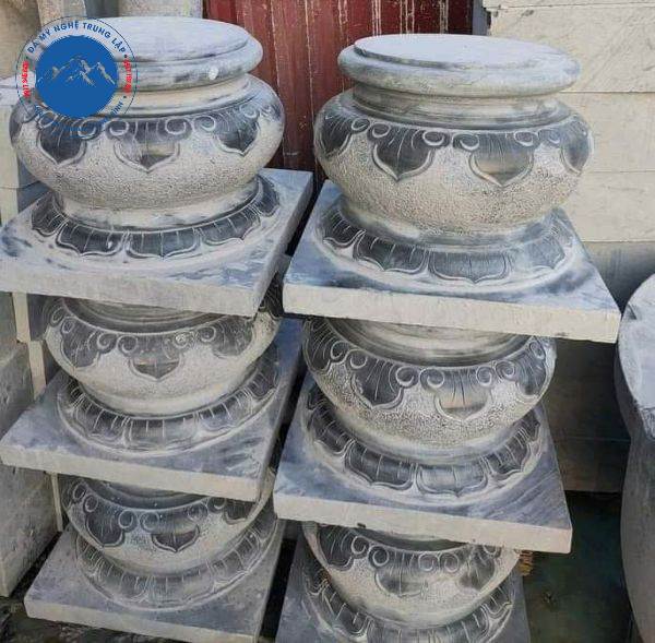 Hình ảnh thực tế chân cột đá tròn nâng đỡ mái đao