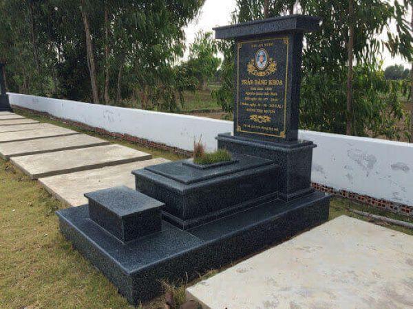 Hoa văn trang trí bia mộ đá hoa cương