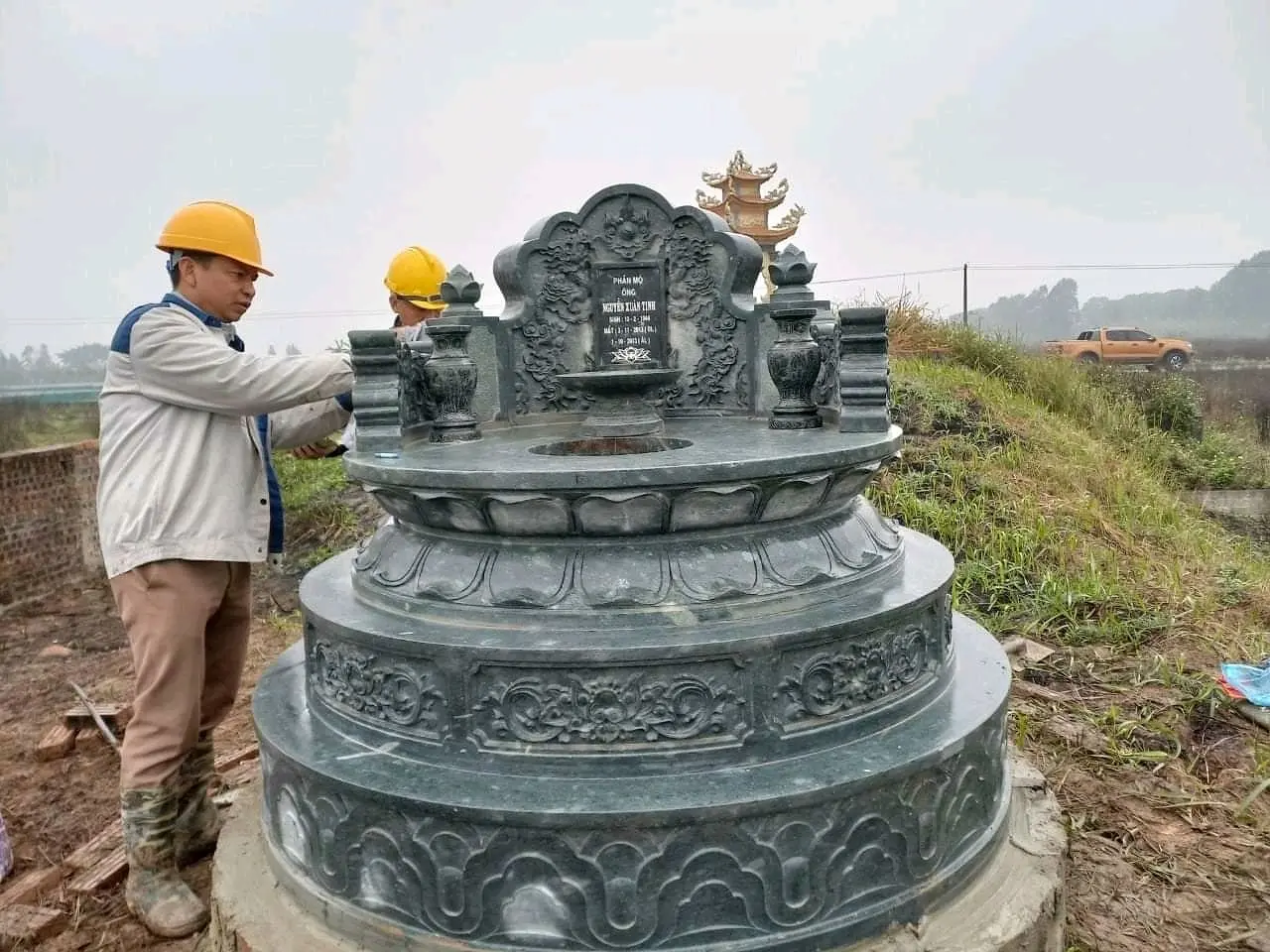 Mộ đá tròn mang ý nghĩa trường thọ cho gia chủ