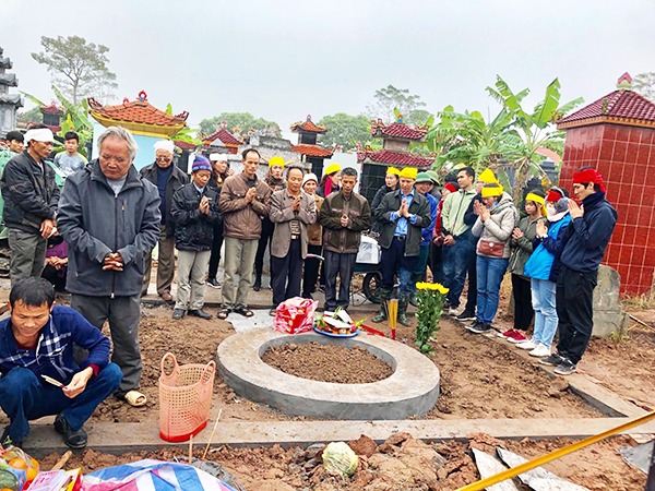 Cách kiểm tra phần mộ liệu có phải mộ kết hay không?