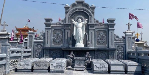 Kiểu lăng mộ công giáo mái vòm hiện đại và bền chắc