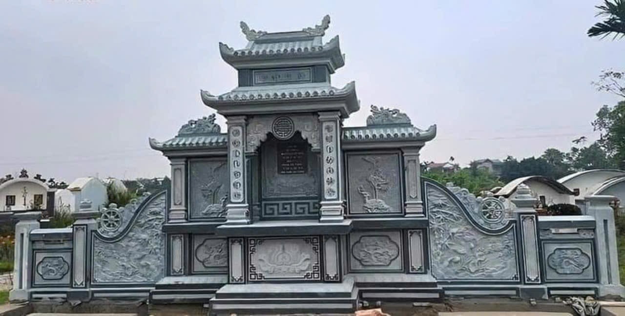  Lăng mộ gia đình đẹp kết hợp hài hòa giữa đá xanh nguyên khối và phong thủy Lăng mộ gia đình đẹp kết hợp hài hòa giữa đá xanh nguyên khối và phong thủy