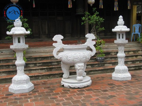 Lư hương đá mang ý nghĩa tâm linh sâu sắc