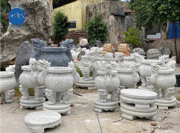 Lư hương đá mini tiện dụng đặt bàn thờ gia đình