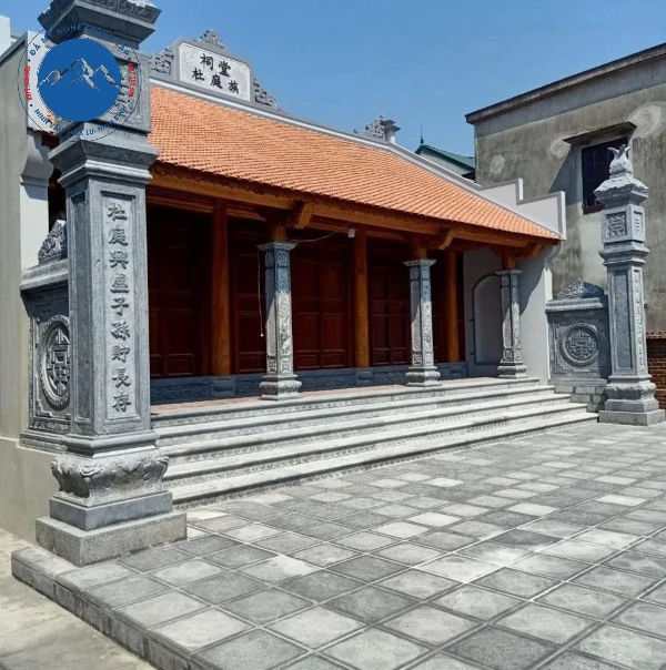 Mẫu bậc thềm đá nguyên khối chạm khắc vân mây tinh xảo