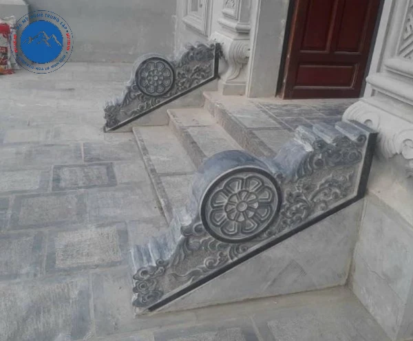 Mẫu bậc thềm tam cấp đẹp