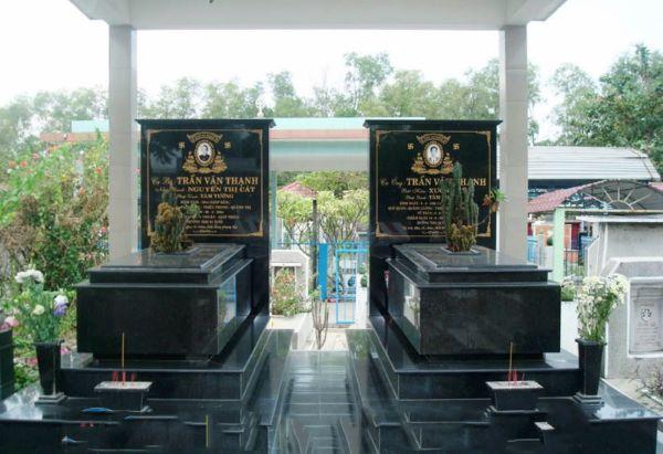 Mẫu bia mộ nằm tối ưu không gian trong hoa viên nghĩa trang