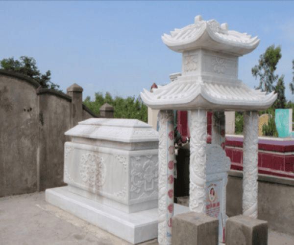 Mẫu lăng mộ đá với họa tiết hoa văn tinh tế