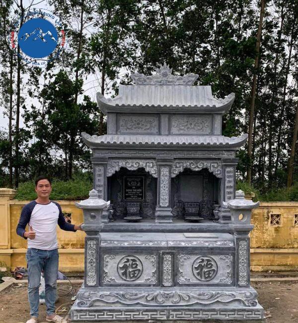 Mẫu mộ đá đôi chạm khắc hoa văn chữ Thọ tinh tế nhất