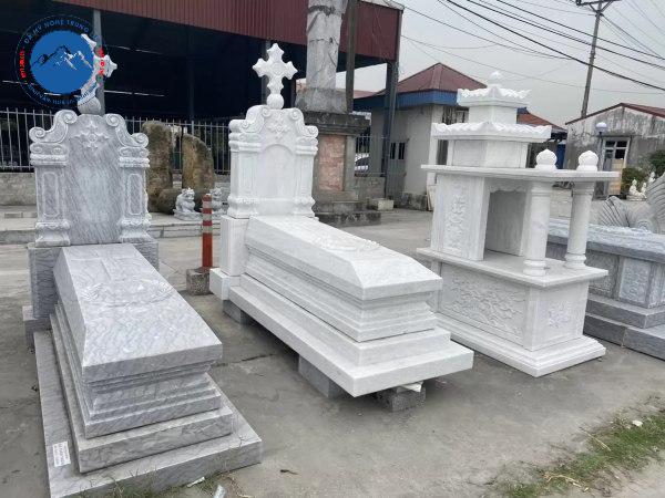 Mẫu mộ đá marble trắng vân mây tinh tế sắc sảo