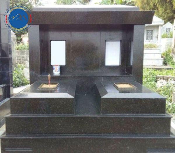 Mẫu mộ đôi ốp đá granite xám thiết kế mái che