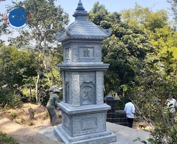 Mẫu mộ tháp đá Phật giáo dành cho các bậc chân tu