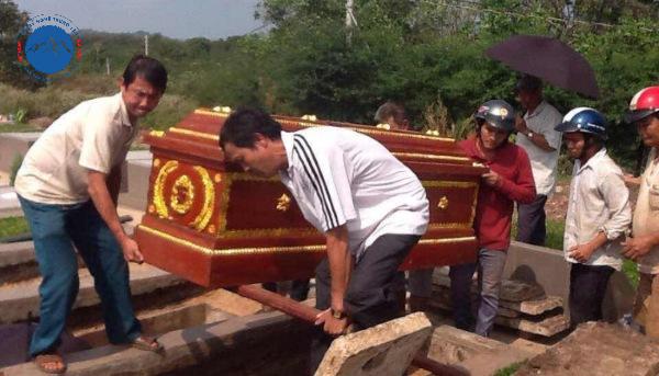 Mộ cải táng là gì? Đây là một nghi thức quan trọng